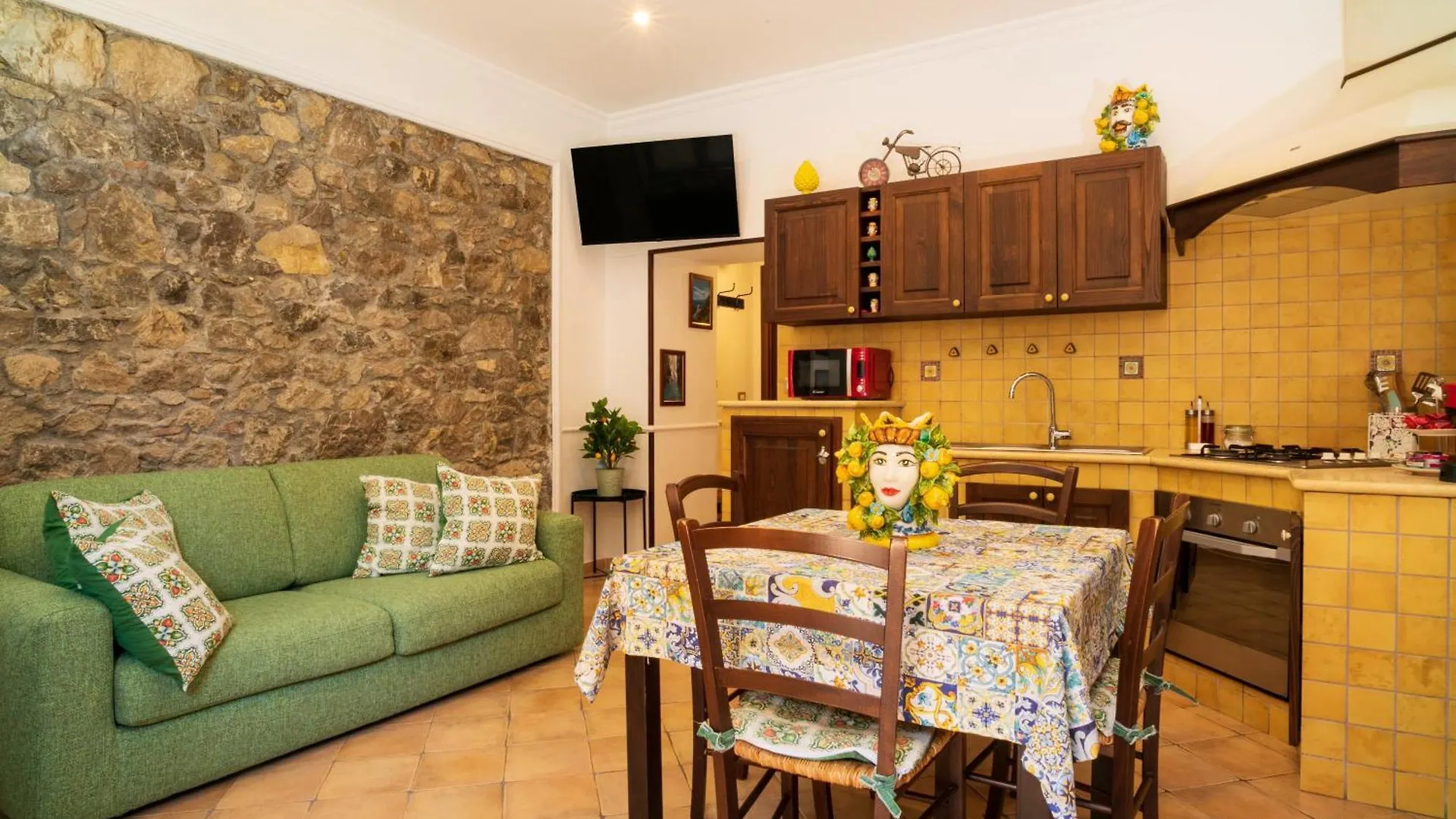 הוילה Casa Carly טאורמינה בית נופש